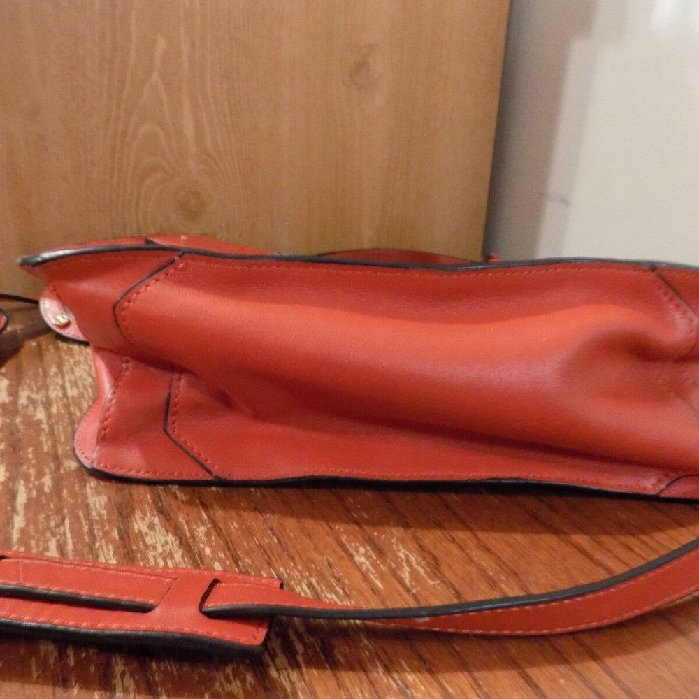 TORY BURCH Vintage Tangerine Orange Leather Purse - Picture 5 of 8